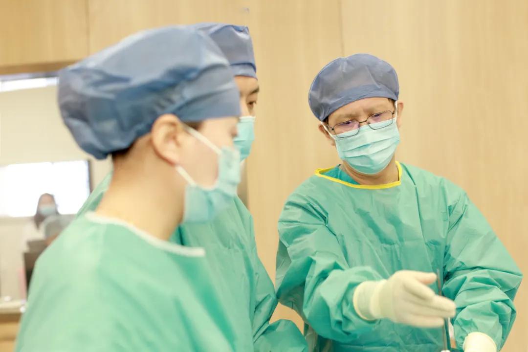 针尖上的艺术——周晓东和他的“超声文化”