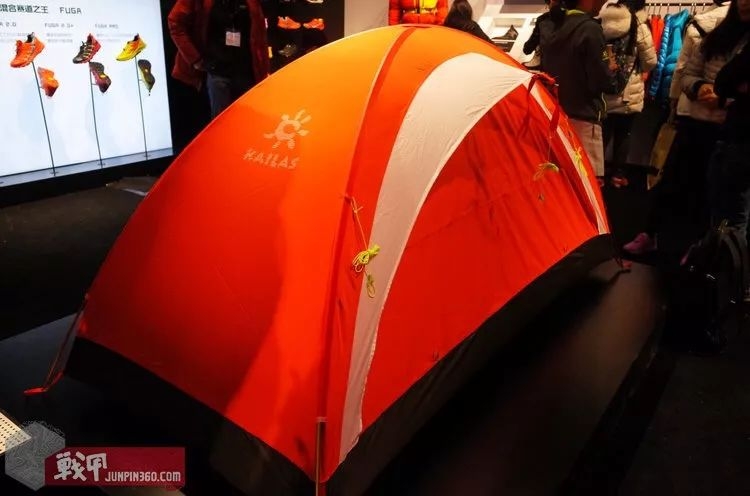 不挑地面的帐篷怎么选择,屋顶帐篷怎么选择