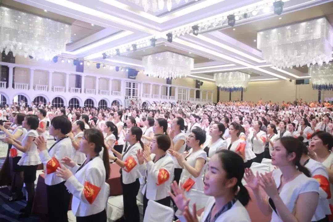 以梦为马不负韶华中考誓师大会,以梦为马不负韶华动员大会