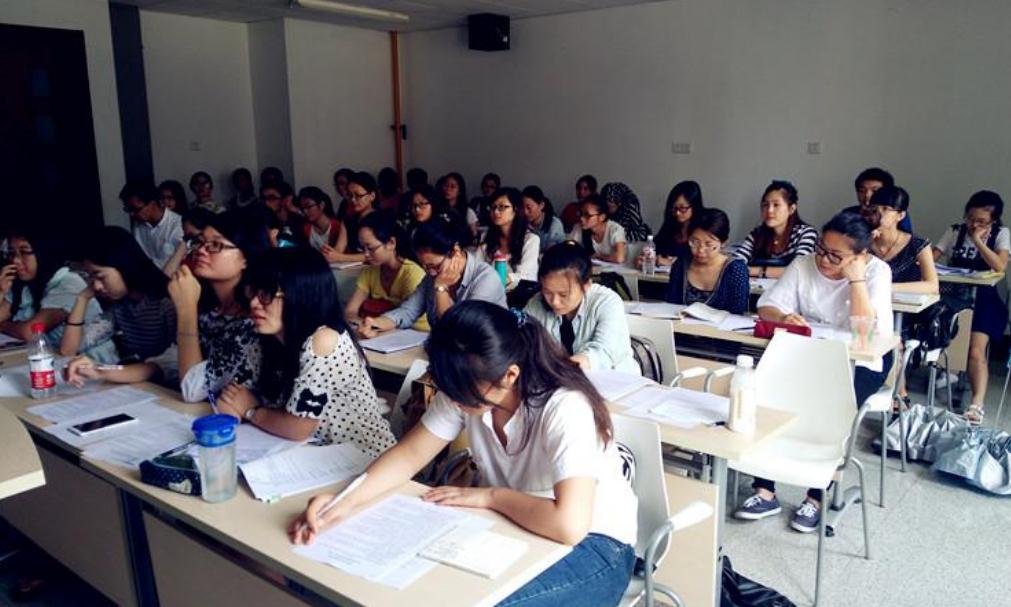 师范专业的职业就业前景,就业前景不好的师范专业