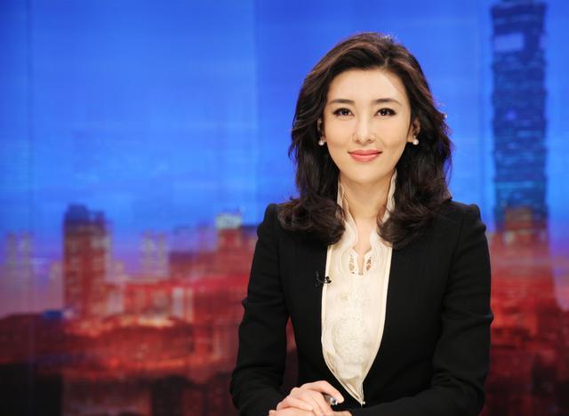 就在两天前，走秀时泳裤意外滑落的马凡舒，喜获新身份潇洒再出发