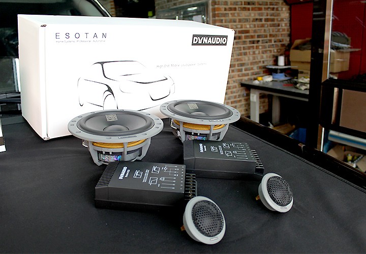 怀柔尼桑途乐音响改装,门头沟尼桑途乐音响改装案例