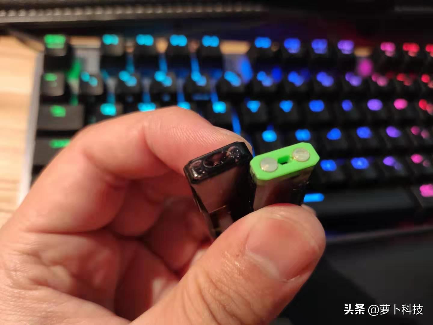 VOOPOODRAGNANO使用体验：750mAh多款水果味，机身真帅