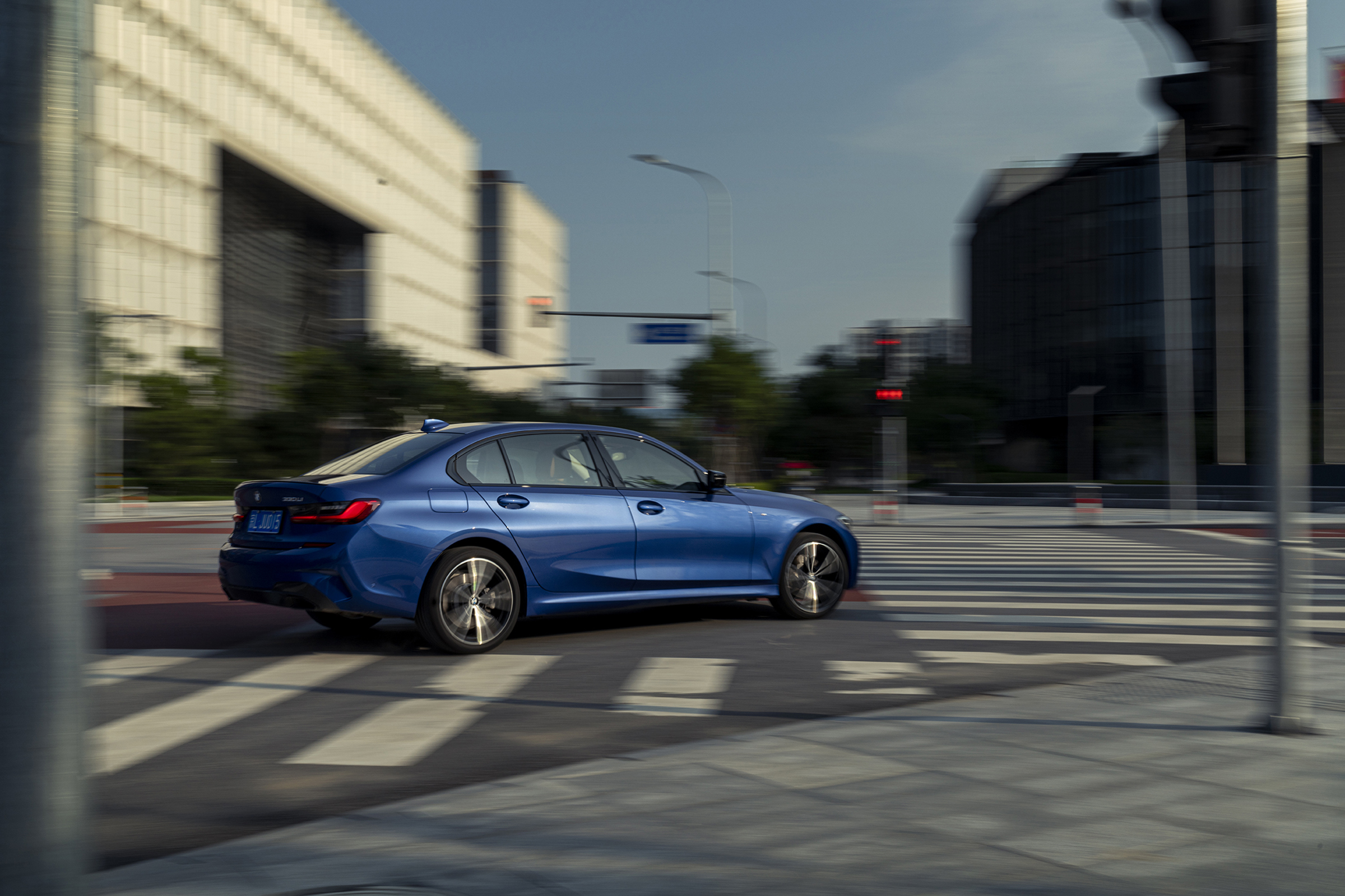 宝马330li试驾测评,宝马330li试驾感受