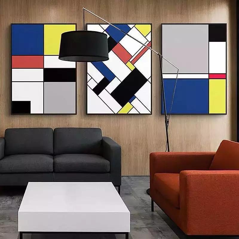 客厅里挂结婚照好不好,结婚照挂在客厅的沙发上面好吗