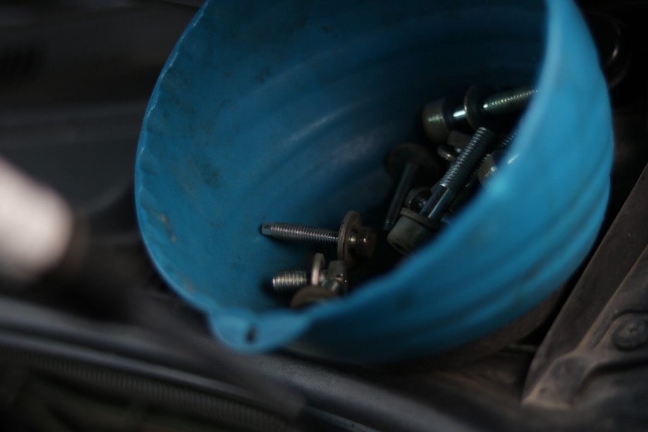 怪兽修车:修复一辆09款中东版丰田霸道,最终旧车变新车