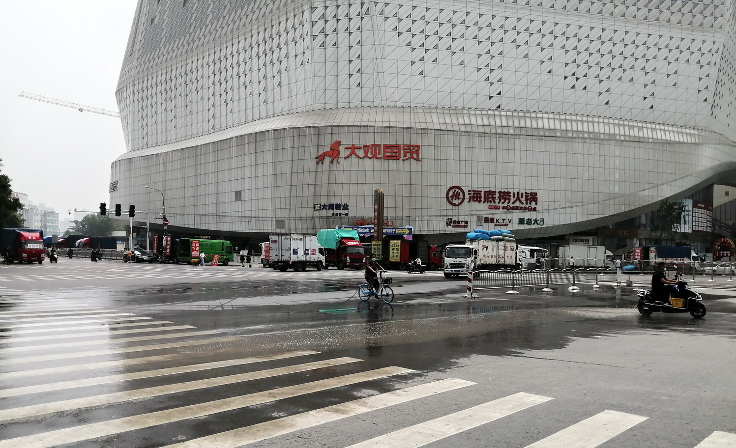 郑州服装批发市场现状,郑州服装批发市场哪便宜