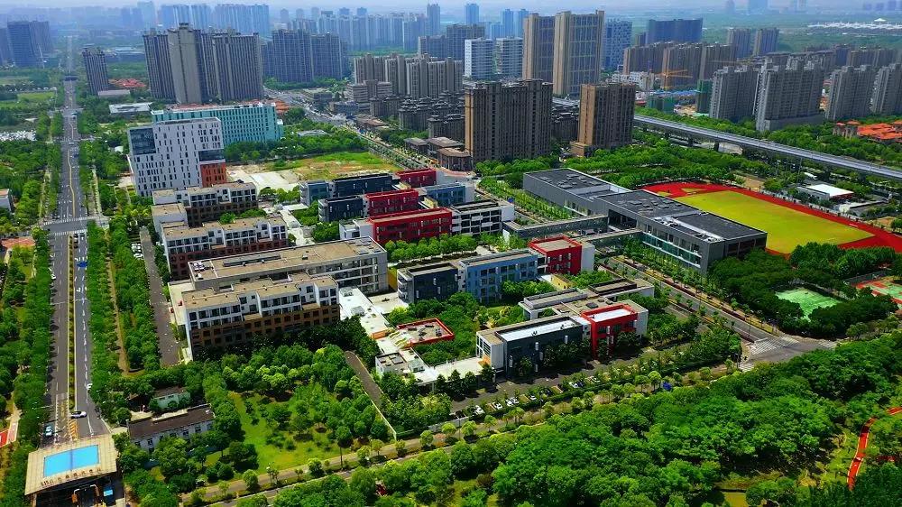 一座城，十六个区，4分20秒带你看航拍上海！