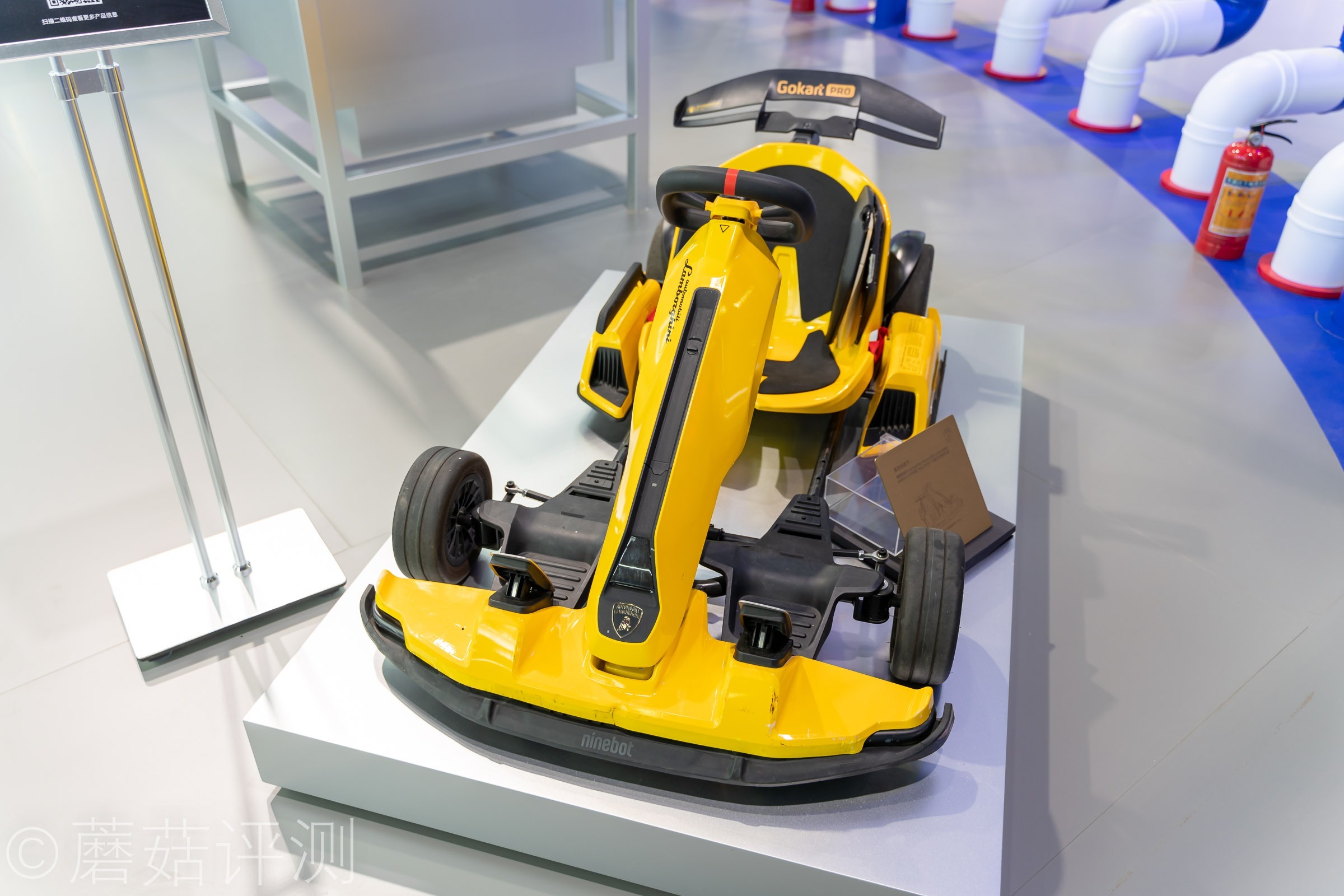 又有啥好玩的？蘑菇带你逛ChinaJoy2021，硬件、车和漂亮的小姐姐