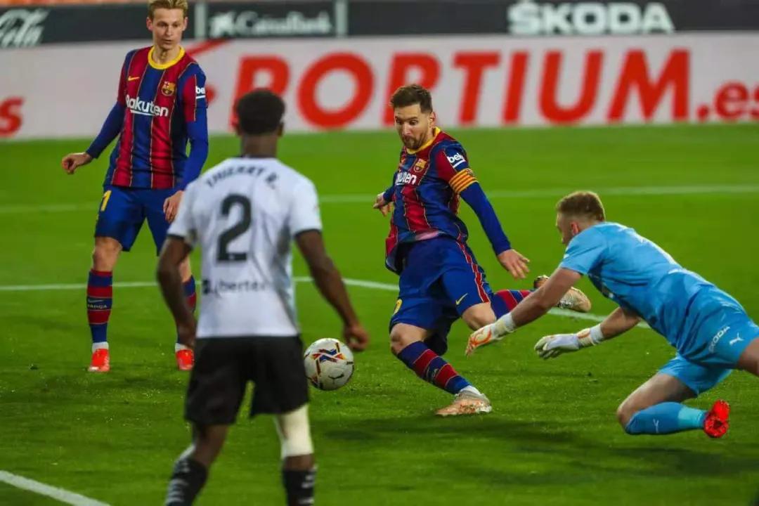 你的任意球是哪一种射门,你的任意球正在成为你的标志