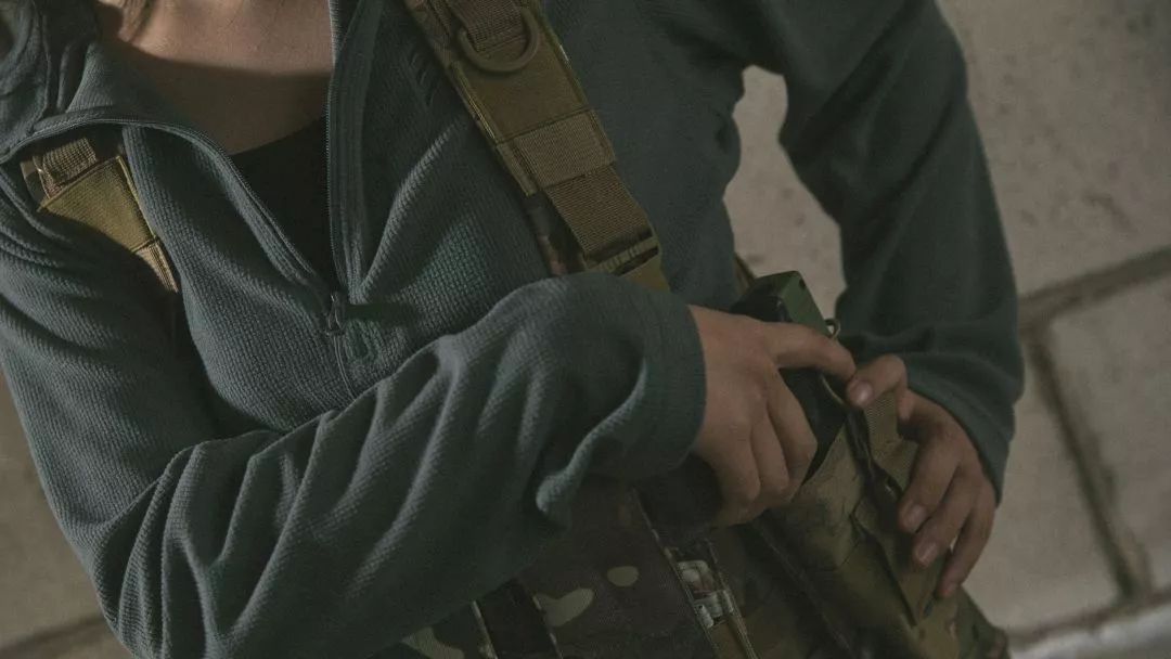 冬季打底内搭可外穿毛茸茸,美军抓绒衣保暖吗