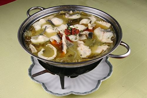 不锈钢锅一时间大意或者忘了关火，如果糊底了，该如何清洗？