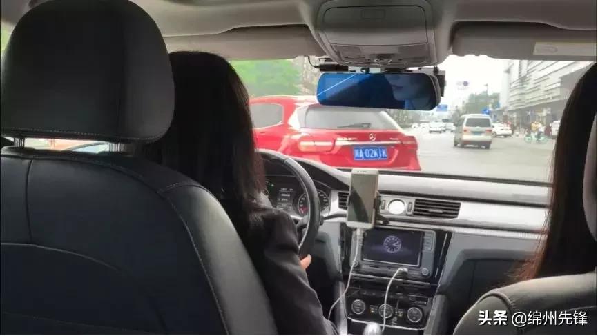 单亲妈妈!滴滴专车冠军!这个女人悄悄把自己活成了一个传说