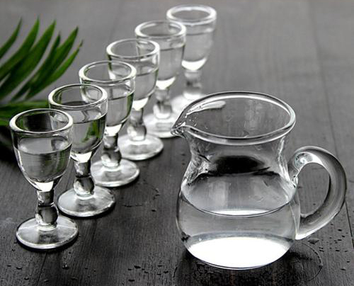 买白酒猫腻多如何辨别真假酒,网购酒精真假辨别