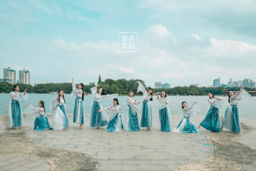 坚持学舞蹈的好处语录,自学舞蹈对以后学习舞蹈有帮助吗