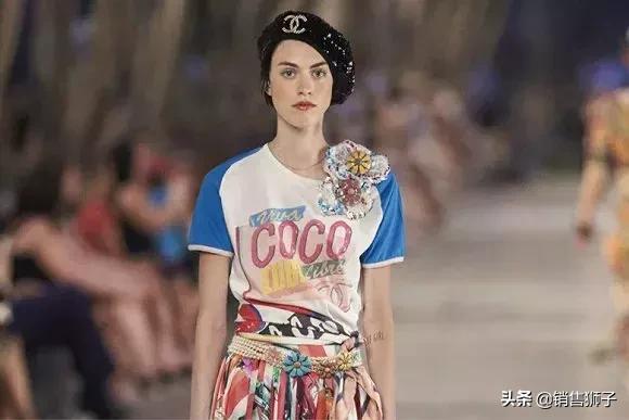 为什么这么多人喜欢t恤,为什么有人愿意花一万多买手机