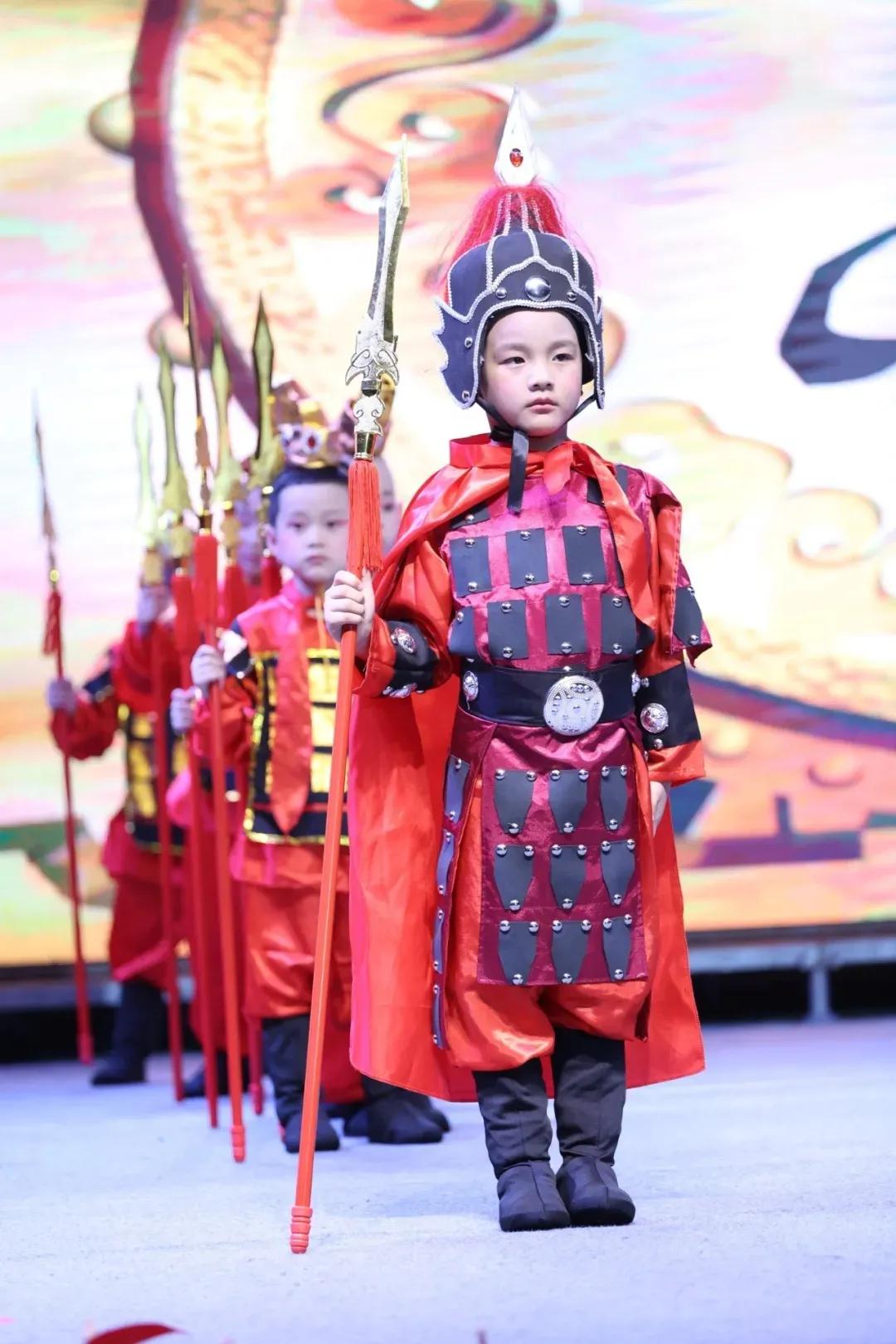 剑阁县鼓楼幼儿园庆祝中国*产党共**成立100周年暨毕业典礼文艺汇演