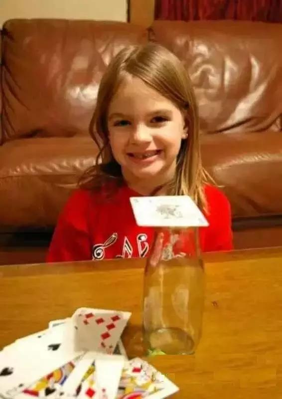 扑克牌的各种玩法小朋友玩的,儿童扑克牌必备游戏