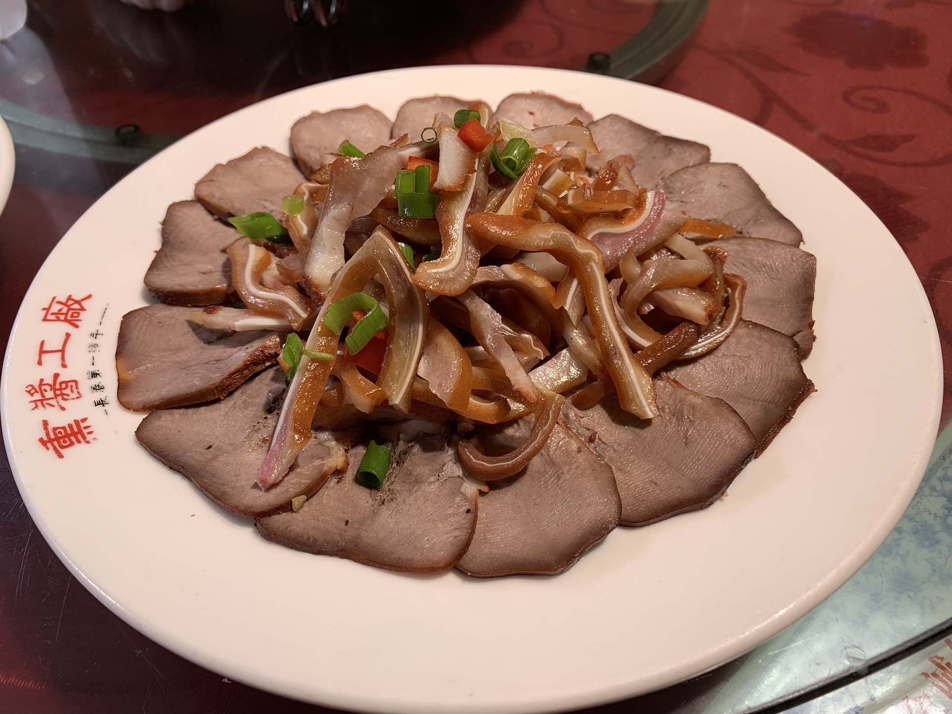 长春绿园哪家酱猪蹄好吃,长春酱熏猪蹄