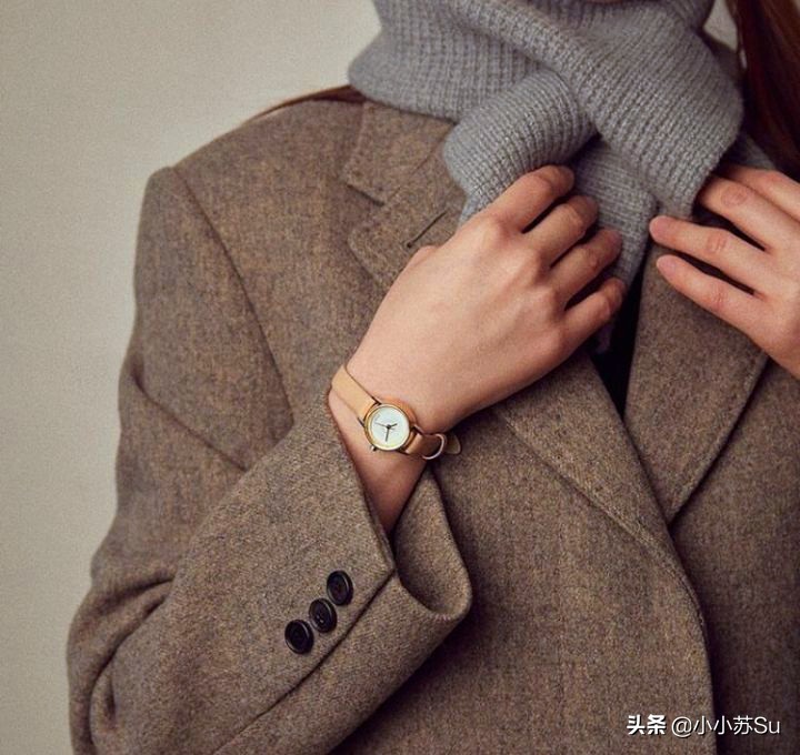 姐们儿，听说你昨天买了个表？