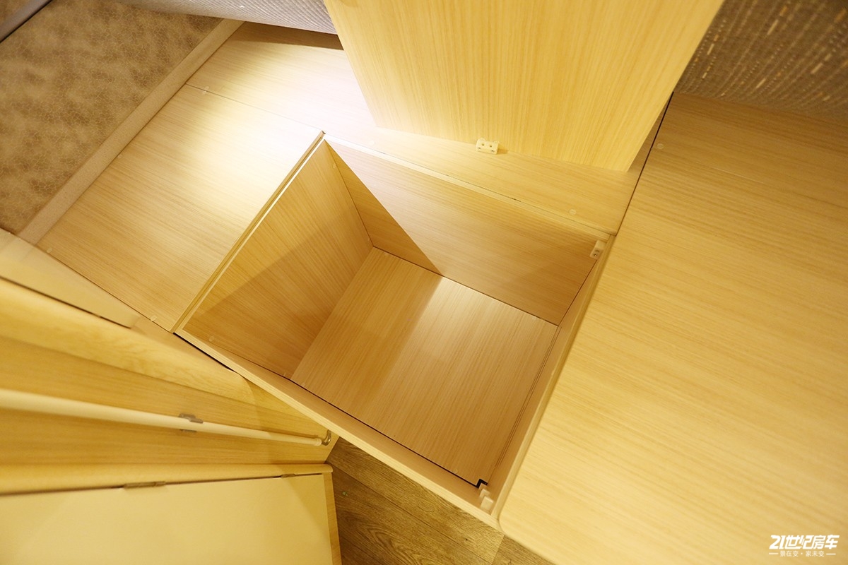 福特新全顺b型v362房车缺点,福特新世代全顺proc型房车实测