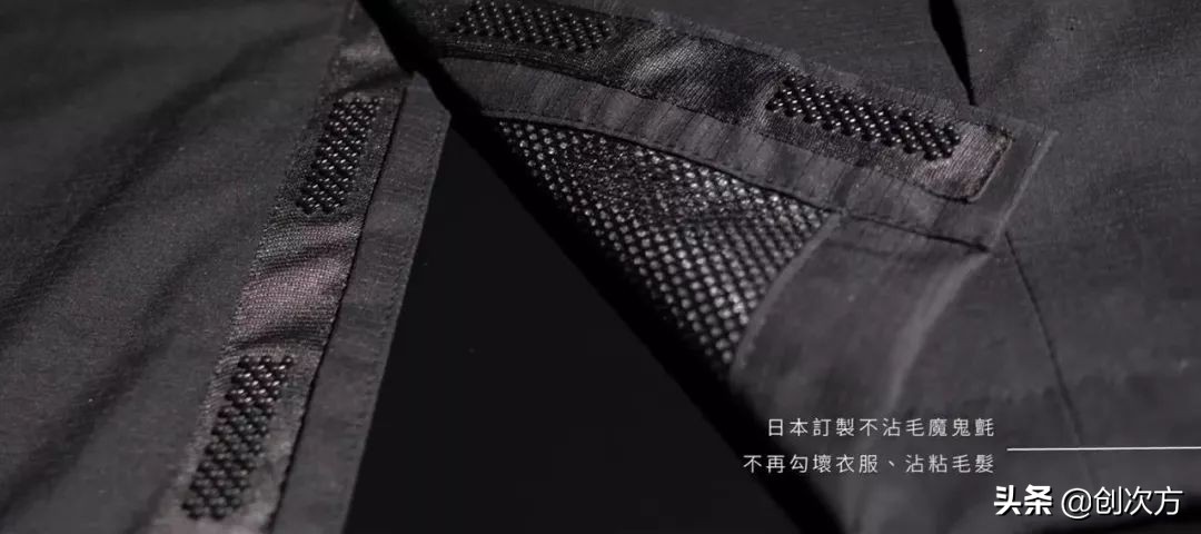 下雨可以穿漂亮的雨衣,下雨雨衣怎么穿不遮路