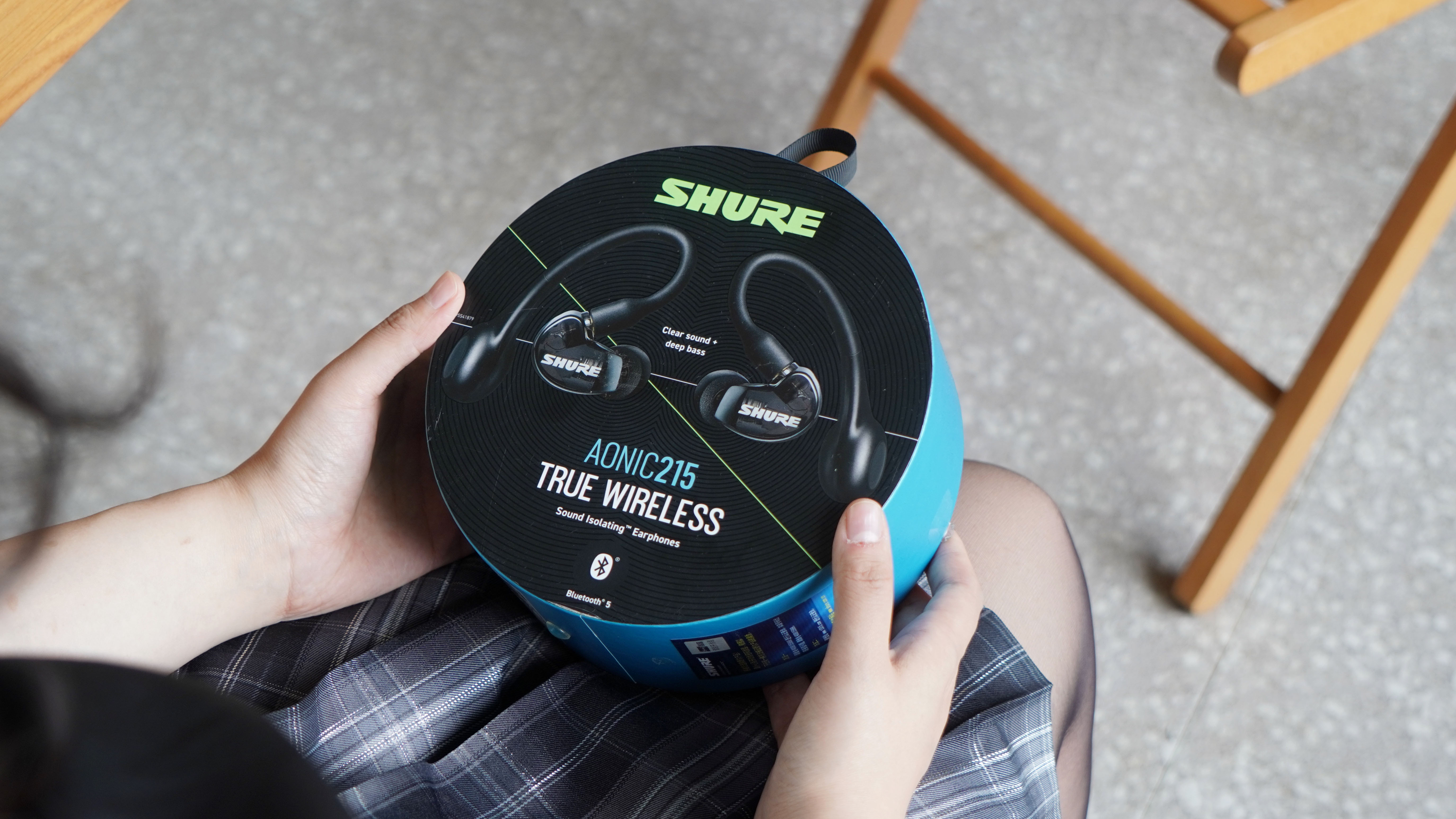 舒尔215真无线蓝牙耳机音质评测,舒尔的蓝牙耳机测评