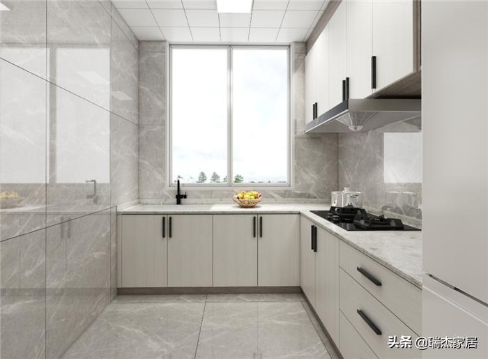 黑白对比层次分明，搭配木饰面格栅，给人一种简约纯净之美