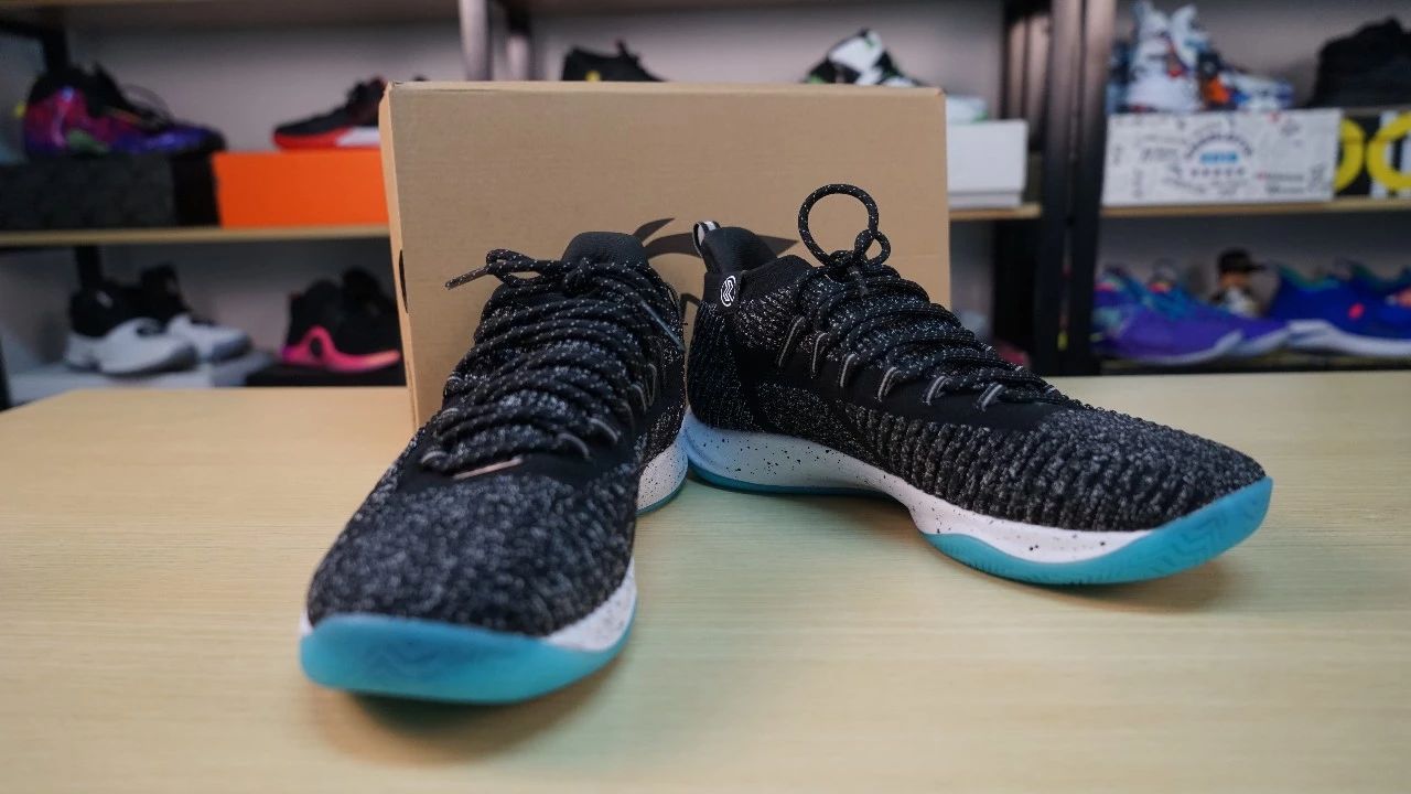 李宁闪击5纯白配色,李宁球鞋闪击5测评