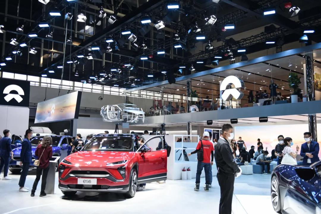 国产家轿不将就，现场堪比迪士尼，北京车展除了新车还看些啥？