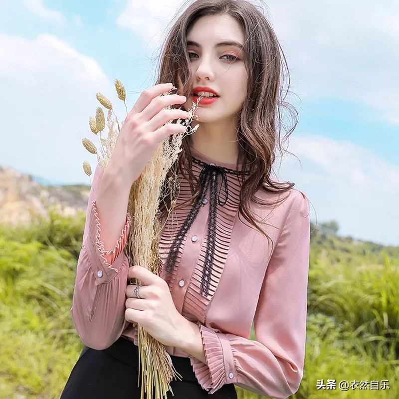 女人穿的好看的加绒衫,时髦洋气加绒小衫