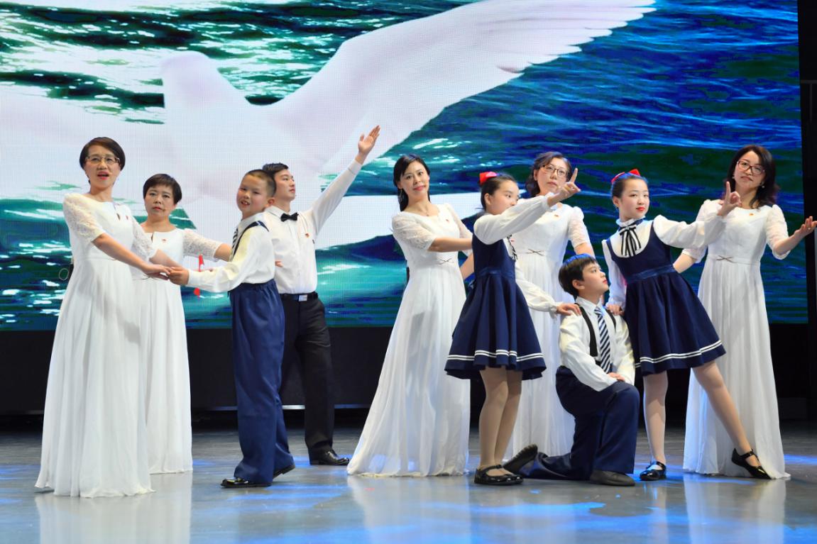 与国同行七十载，广植桃李育栋梁，五角场小学70周年校庆隆重举行