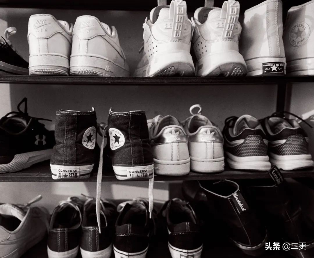 从发廊小工到瑜伽老师，她说我才32岁，有比结婚更重要的事