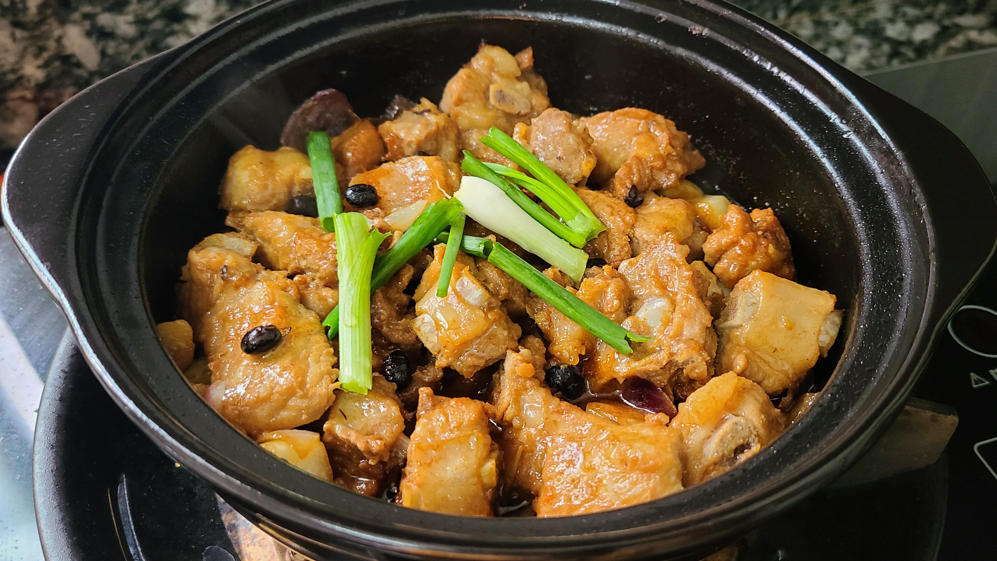 排骨广东人的做法,广东人焖猪排骨最正宗做法