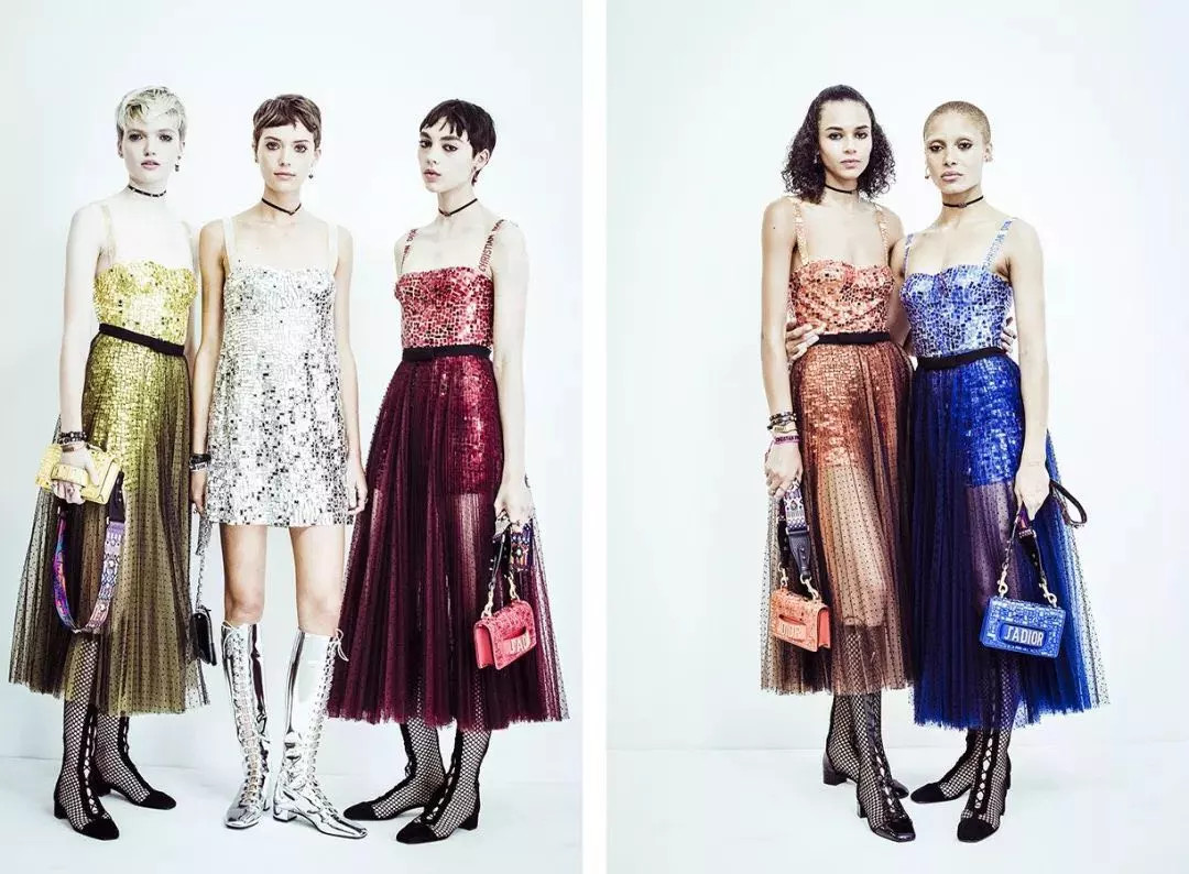 来不及减肥？今夏流行的“显瘦”方领单品，它可以拯救你