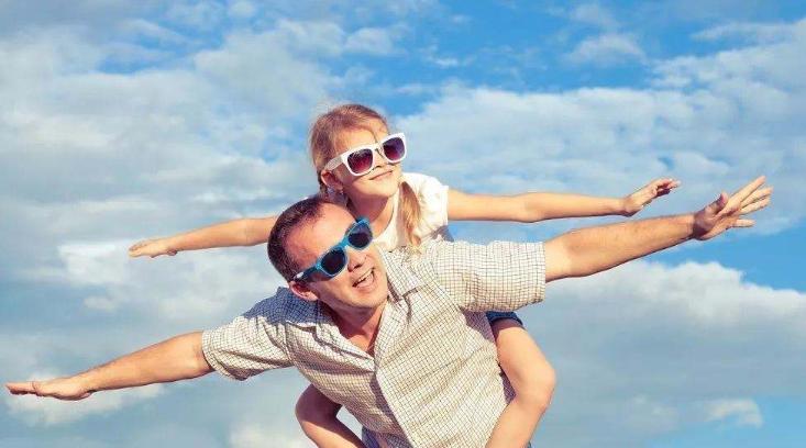 宝爸自制秋千哄娃,宝爸给宝宝做的秋千