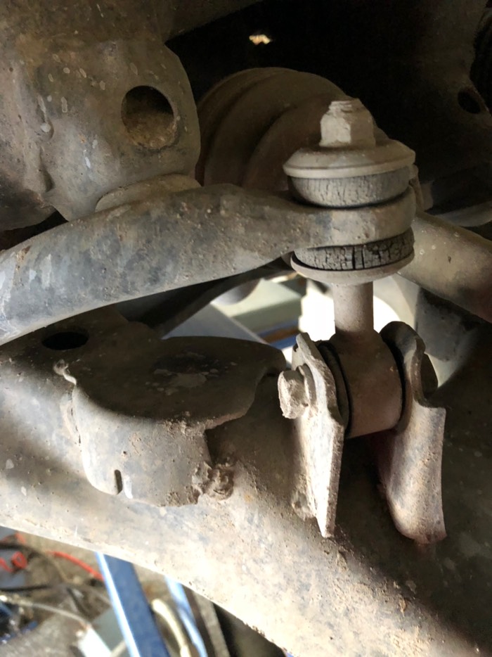 06款奔驰s600值不值得买,月薪5000有没有必要买bba