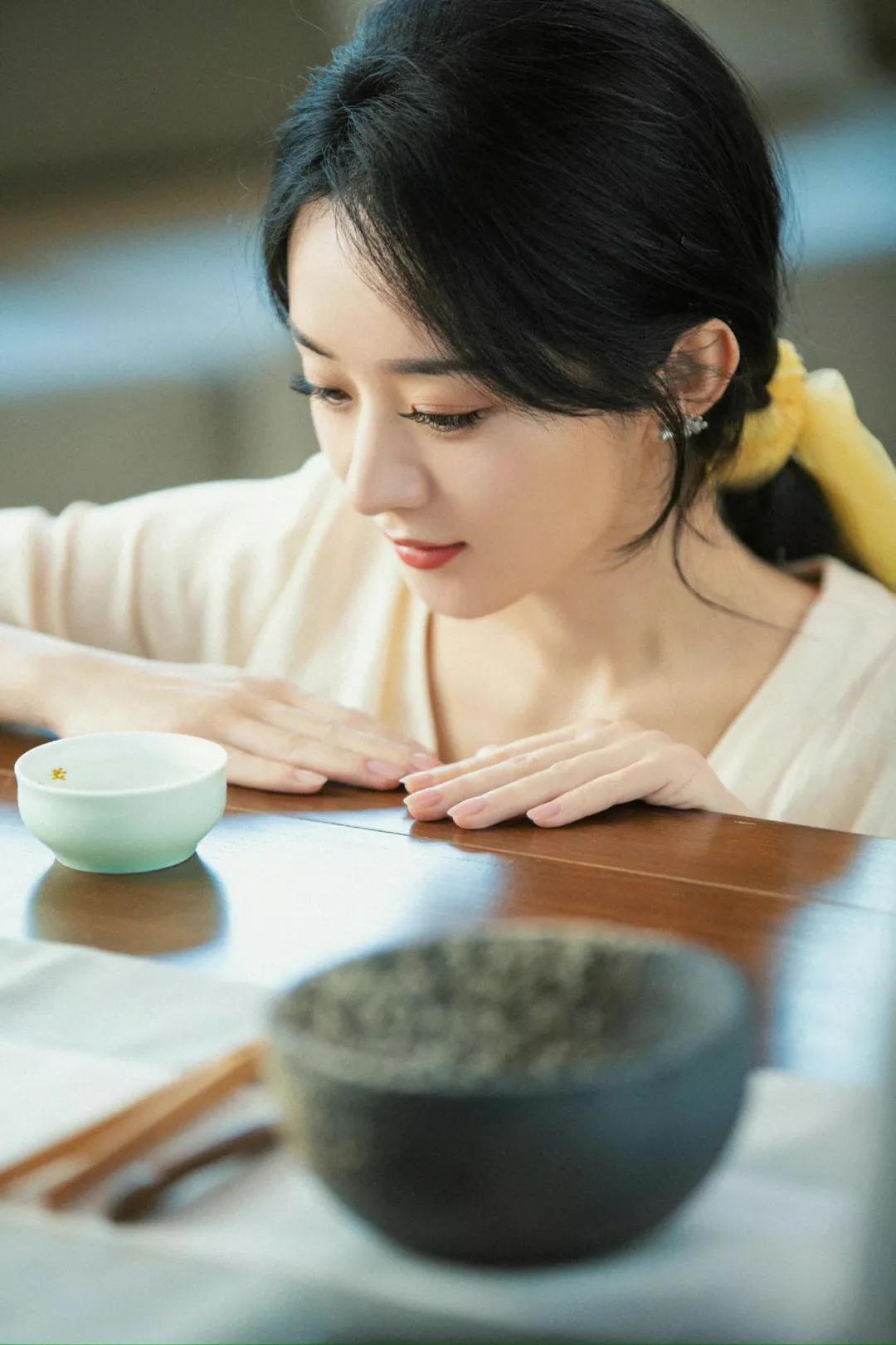 赵丽颖叫你不要再开髋了，这3招体式对髋部更有益