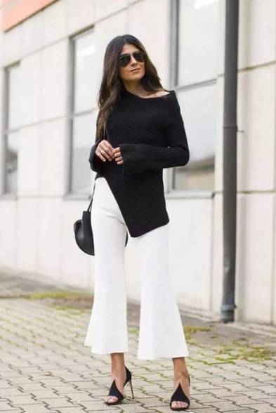 短上衣喇叭裤怎么搭配鞋子,宽松t恤搭配长打底裤穿什么鞋子