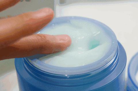 兰芝保湿修护唇膜莓果味20g新版,兰芝唇膜测评视频大全