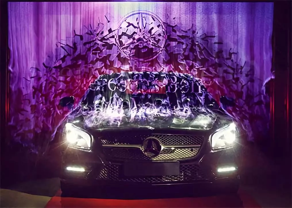 虚幻与真实交织的互动空间|雾幕投影