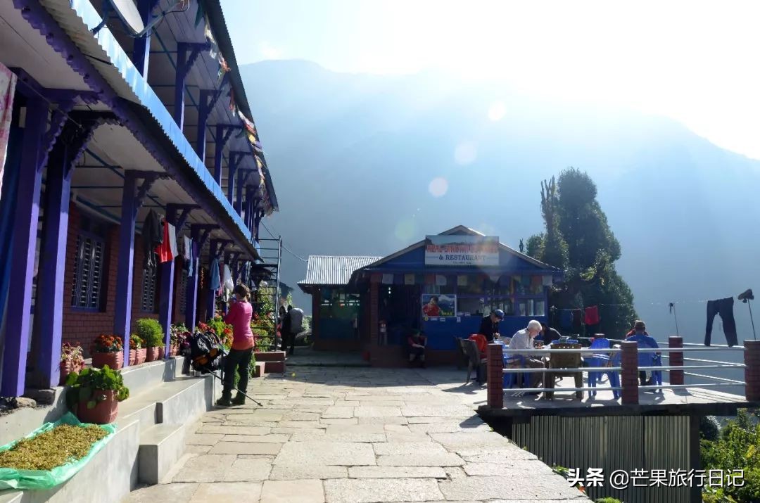 尼泊尔旅游遇到中国人,尼泊尔探险夫妻