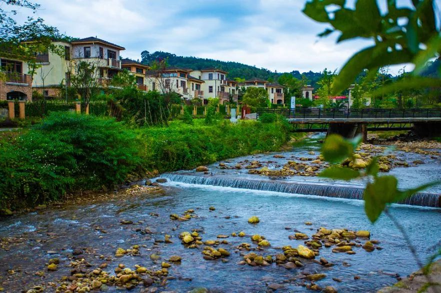 成都花水湾避暑亲子游两天一夜,花水湾天宫庙国际康养小镇
