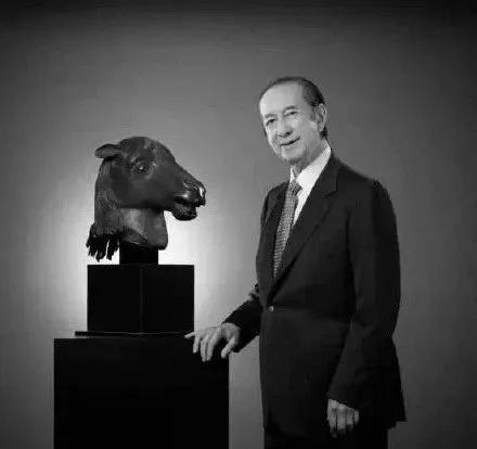 “不仅余额不能提现,就连我寄存的鞋子也无法出售了...”