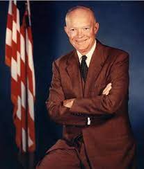 总统老布什一生访华20多次,老布什第一次访华