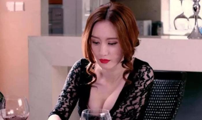 张萌韵味十足,张萌惊艳的美让人移不开眼睛