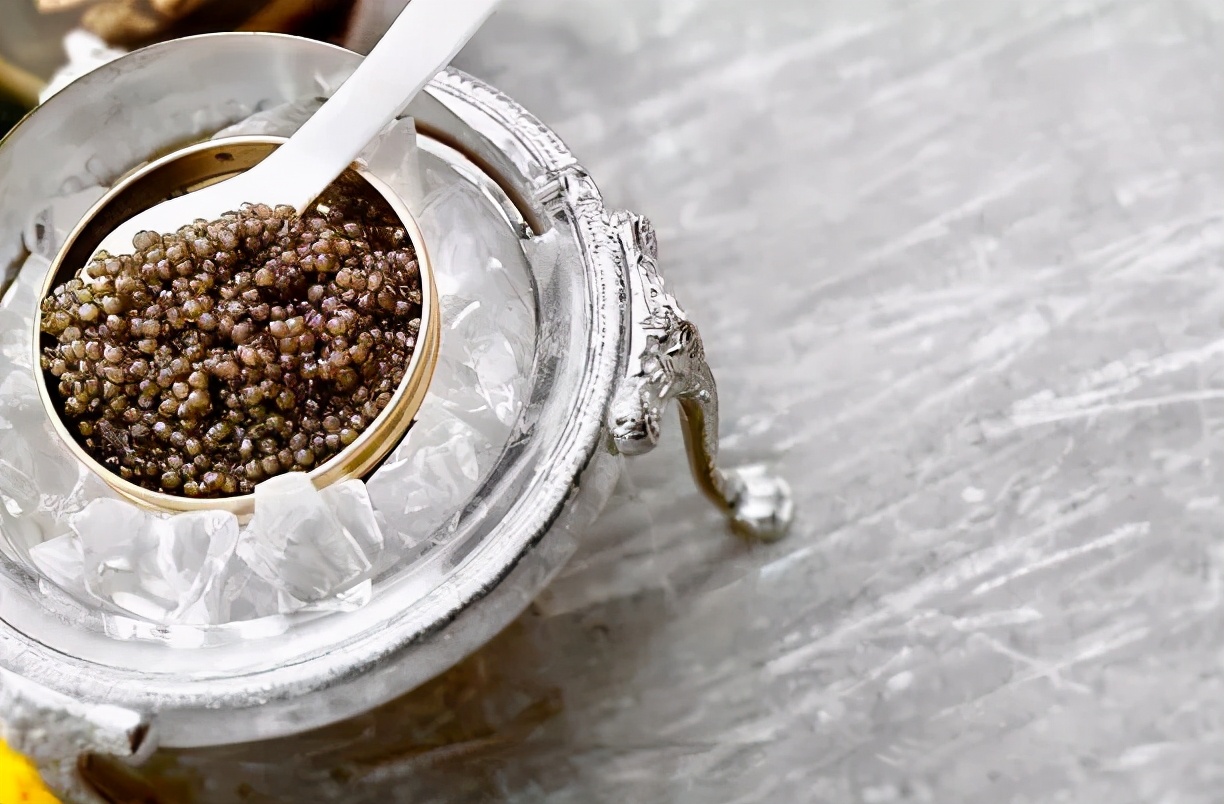 是不是所有的鱼子酱都是鲟鱼做的,还有什么鱼子可以做鱼子酱