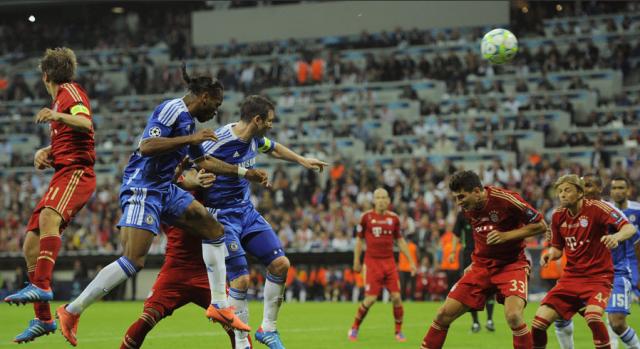 论头球,目前足坛头球能力最强的五位球员