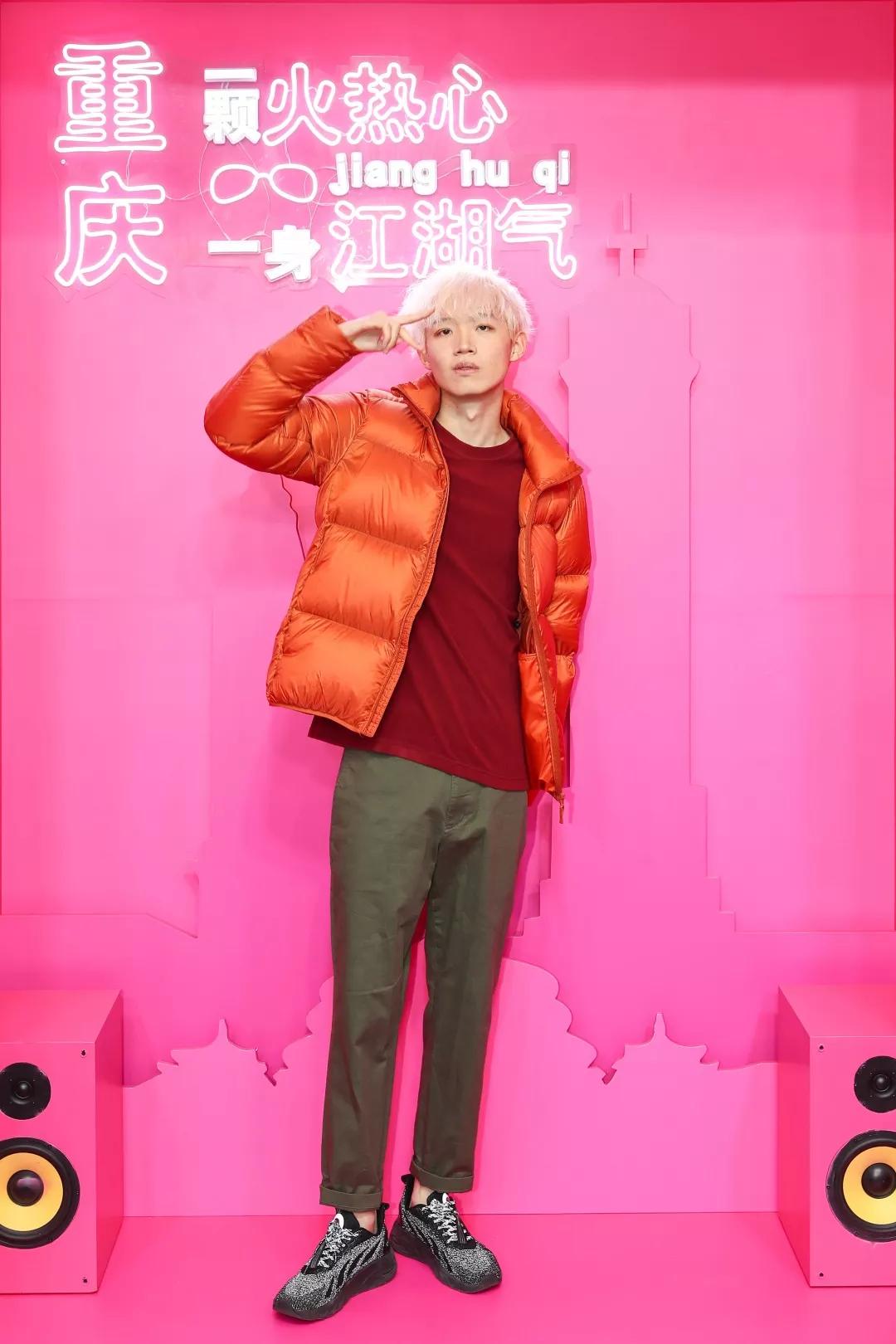 冬天下身穿暖和还是上身穿暖和,冬天想穿的很薄也保暖怎么穿