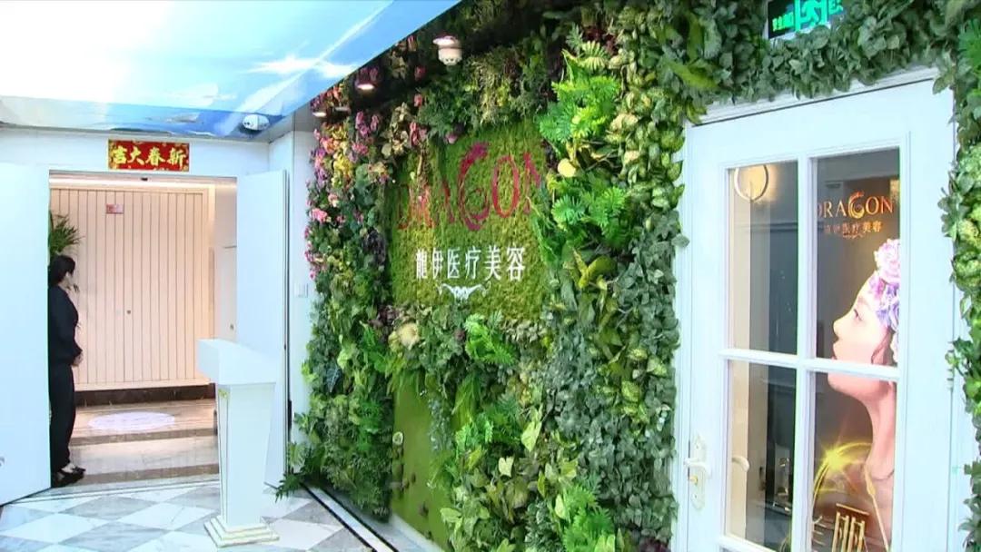 美容院整容鼻子歪,整形医院鼻子做歪了怎么办